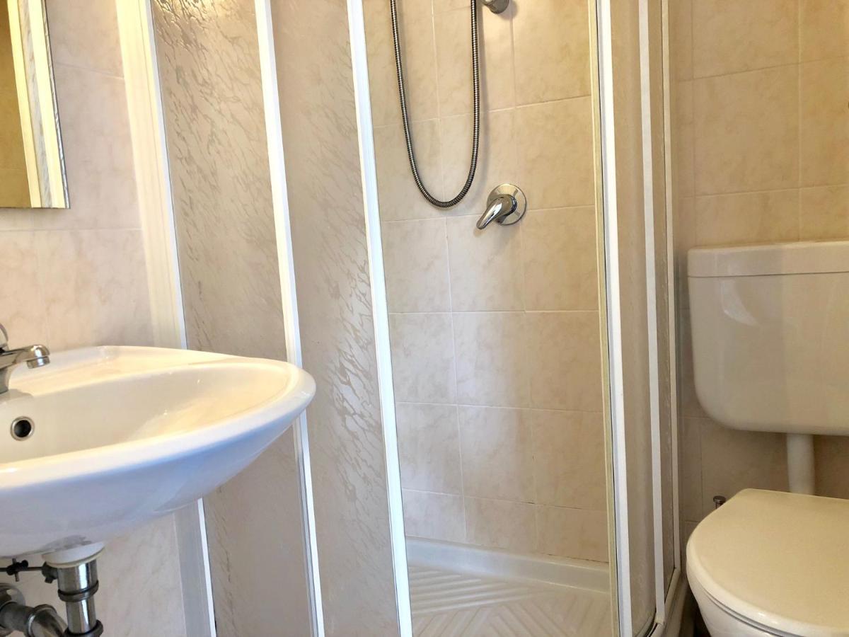 Ferienwohnung Residenza Ai Ronchi 3 4 7 8 Maccagno Exterior foto
